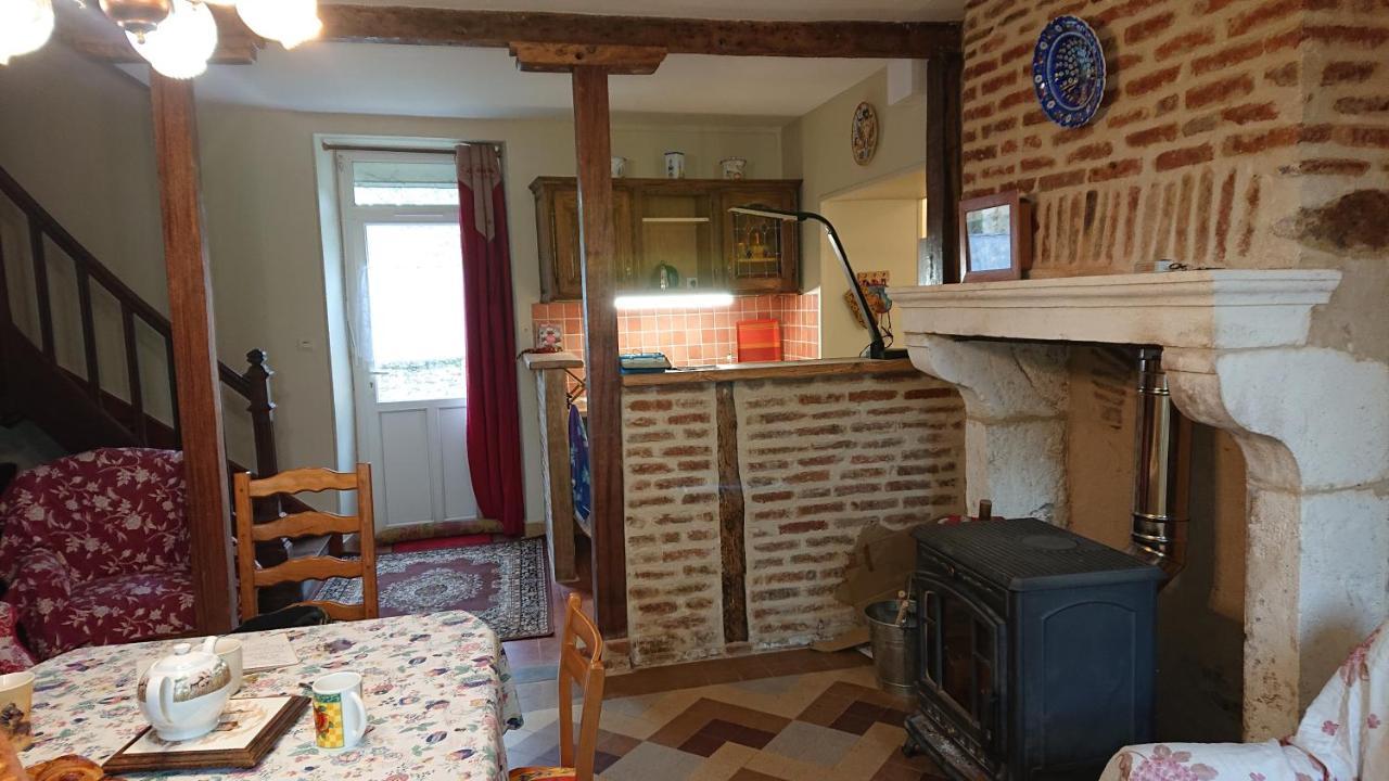 Le Gite Du Herisson, Gite De Charme Et De Confort Le Menoux Luaran gambar